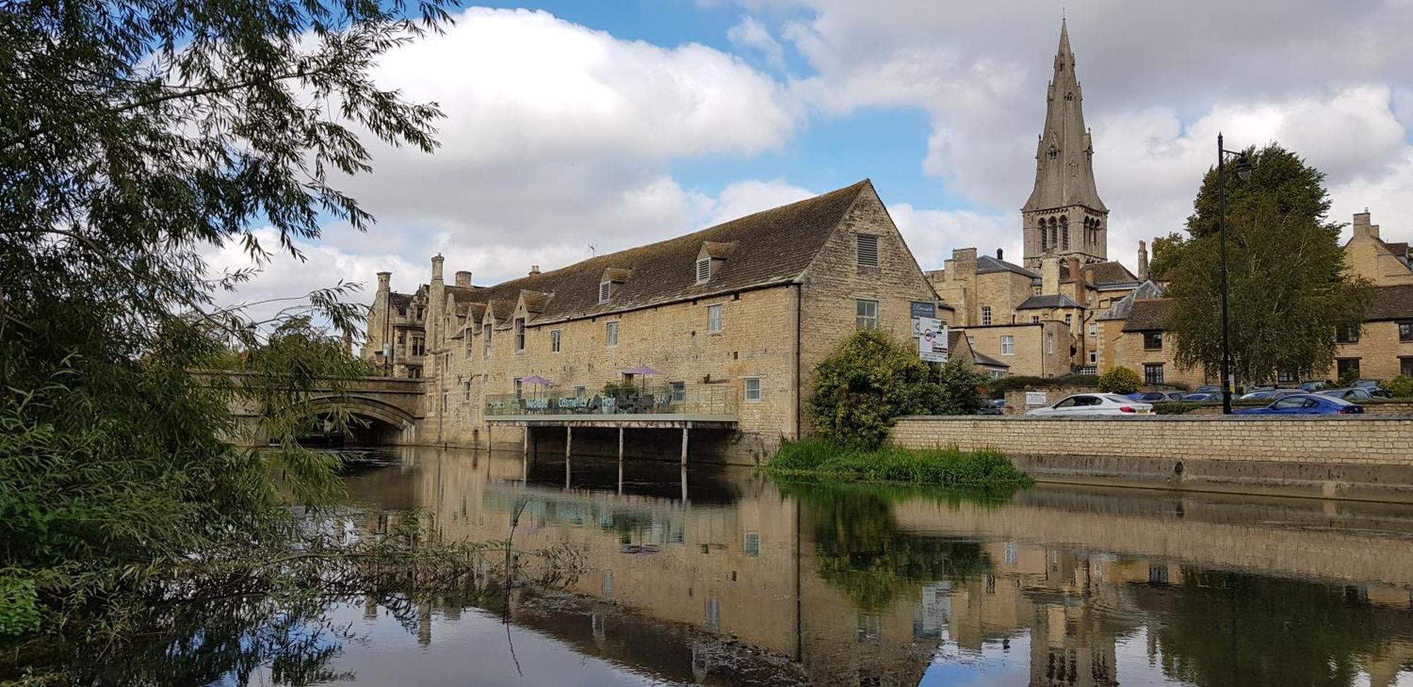 Riverside Stamford Stays Ngoại thất bức ảnh